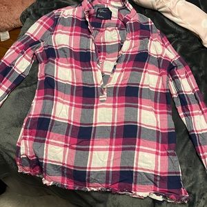 Long sleeve plaid American eagle shirt